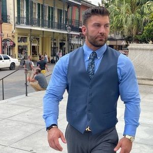 Meet your Posher, Clay